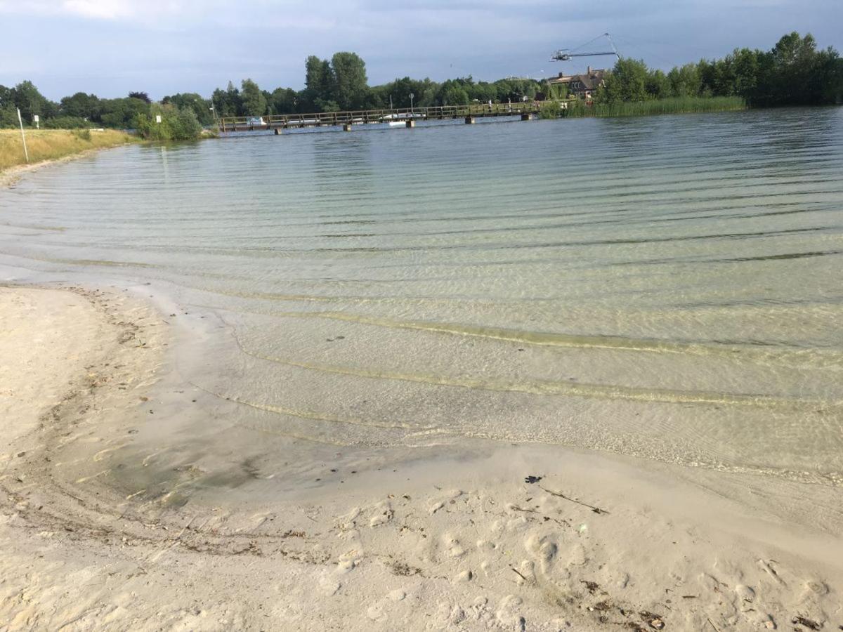 Ferienhaus Ella Am See Aurich Exteriör bild